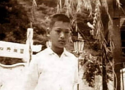 周润发小时候照片,从童年照片看一代巨星的风华初露